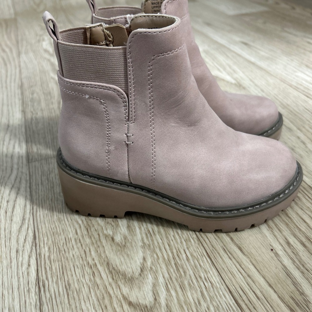 SO Inaya Ankle Boots Kids Size 12 Blush Pink Condition Lug Sole Platform BOOT